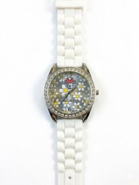 Disney Minnie Mouse White Watch Womens Needs Battery Collectible